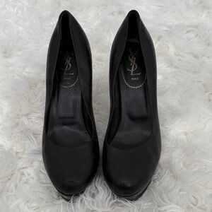 Yves Saint Laurent Classic Black Heels